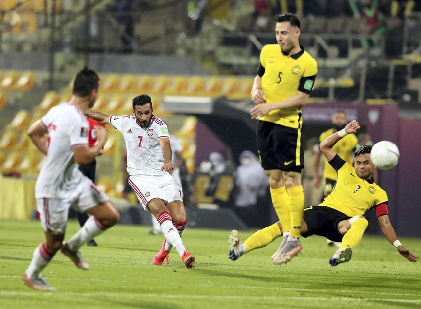 Tuyen Viet Nam tren co Malaysia anh 3