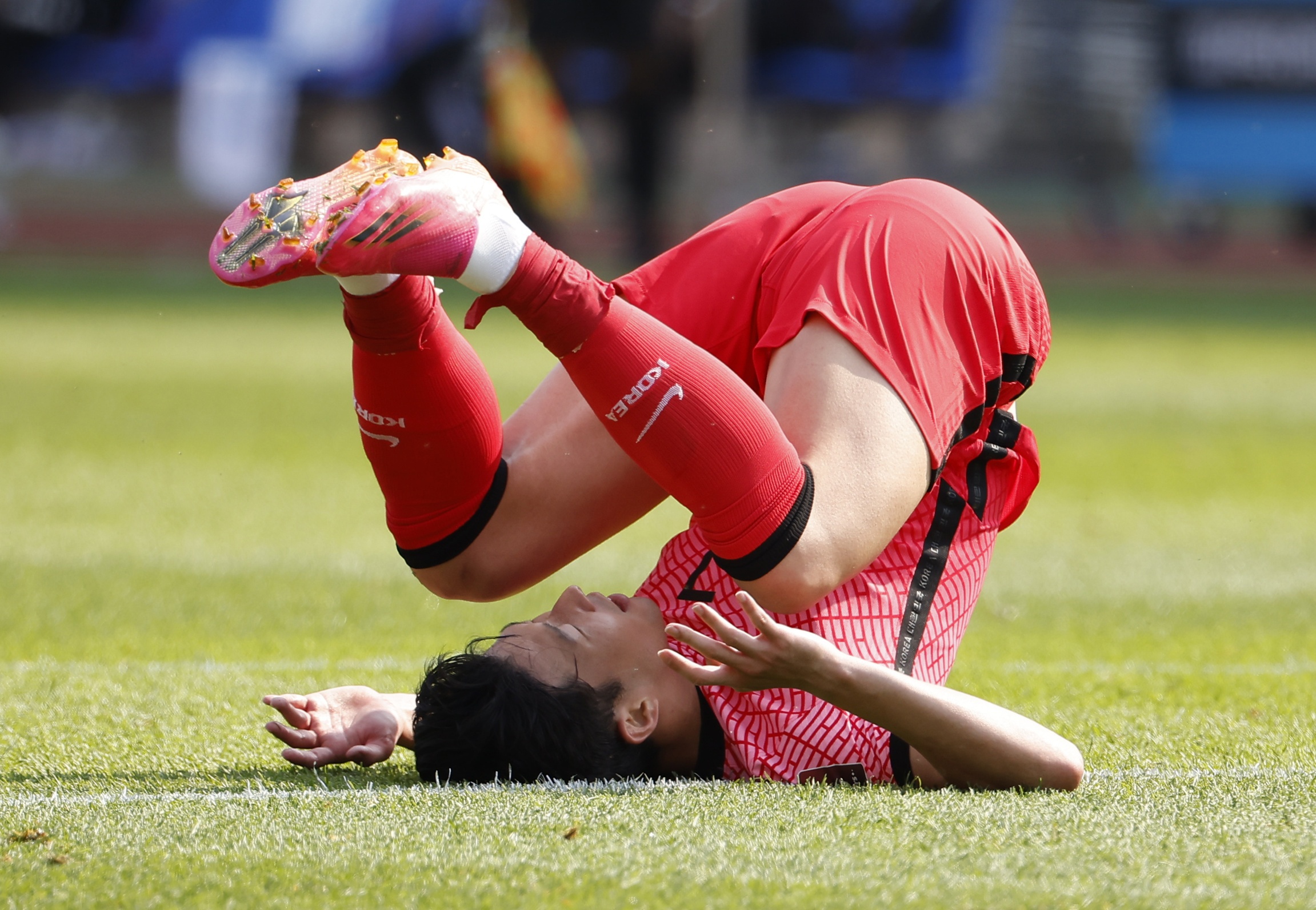 Son Heung-min ghi ban anh 2