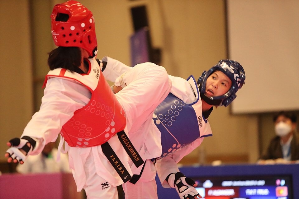 Kim Tuyen gianh HCV giai vo dich taekwondo chau A hinh anh