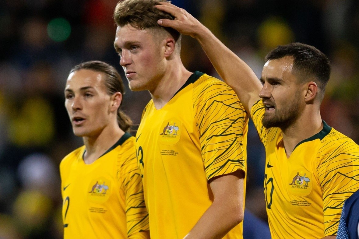 Australia kho da vong loai World Cup tren san nha hinh anh