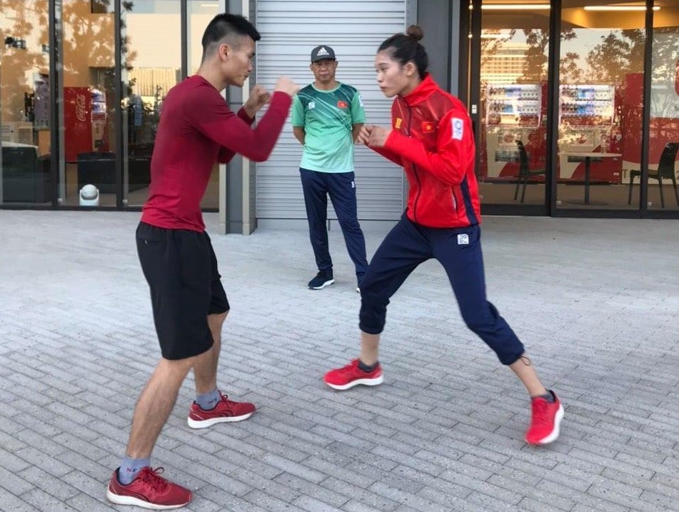 VDV Viet Nam tranh thu tap luyen tai Lang Olympic anh 1