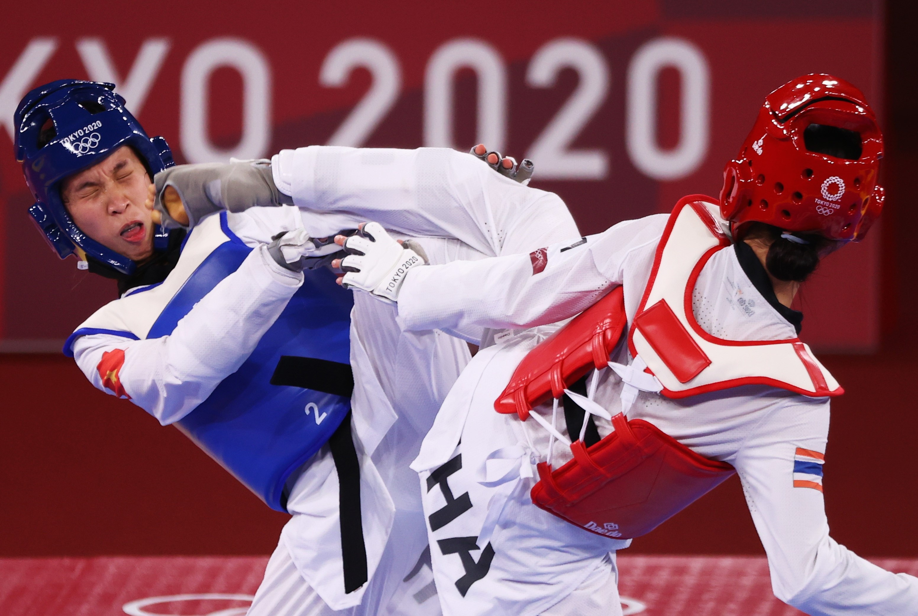 Kim Tuyen thua vo si so mot the gioi nguoi Thai Lan hinh anh