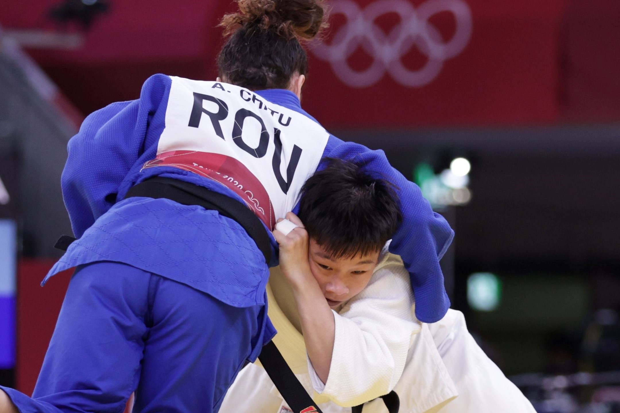 Thanh Thuy chia tay Olympic Tokyo sau gan 2 phut hinh anh