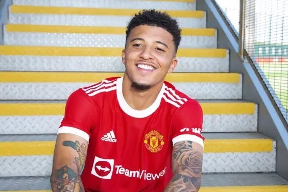 Sancho hoc cach choi bong cua Ronaldo hinh anh