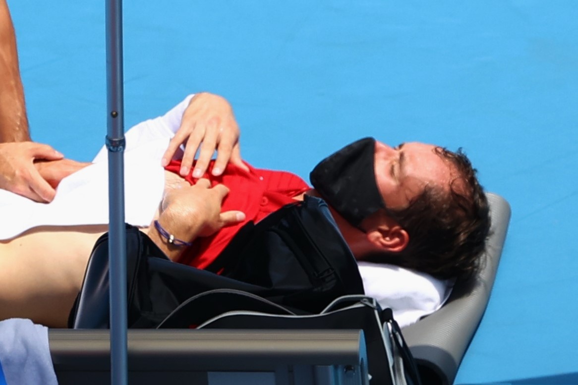 Medvedev than van ve thoi tiet tai Olympic hinh anh