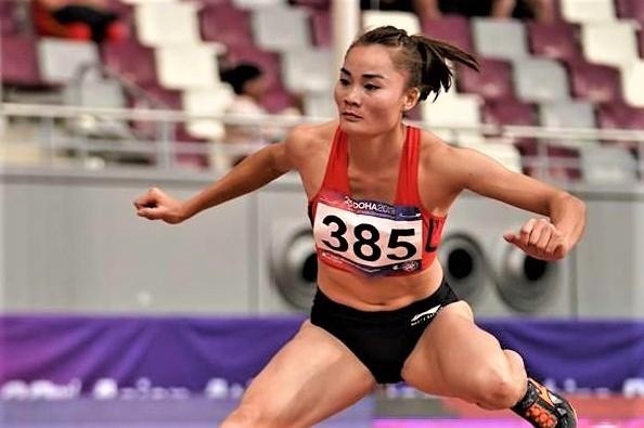 Quach Thi Lan vao ban ket 400 m rao nu Olympic hinh anh