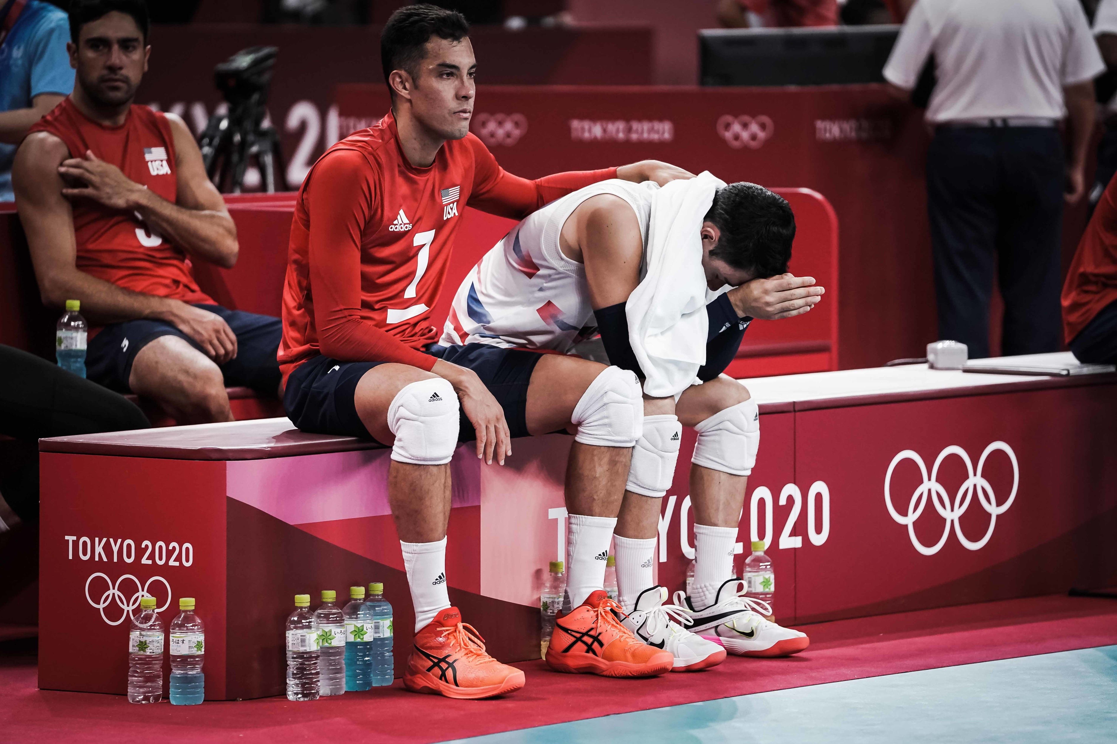 Tuyen thu bong chuyen My khoc khi bi loai o vong bang hinh anh