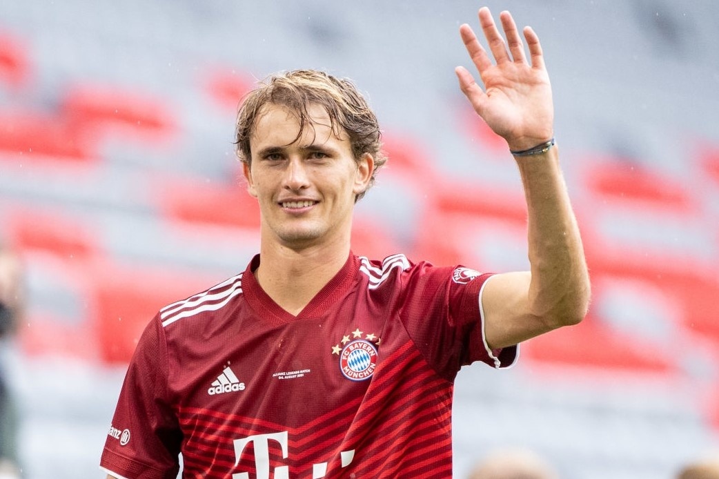 Nha vo dich Olympic so tai voi cau thu Bayern hinh anh