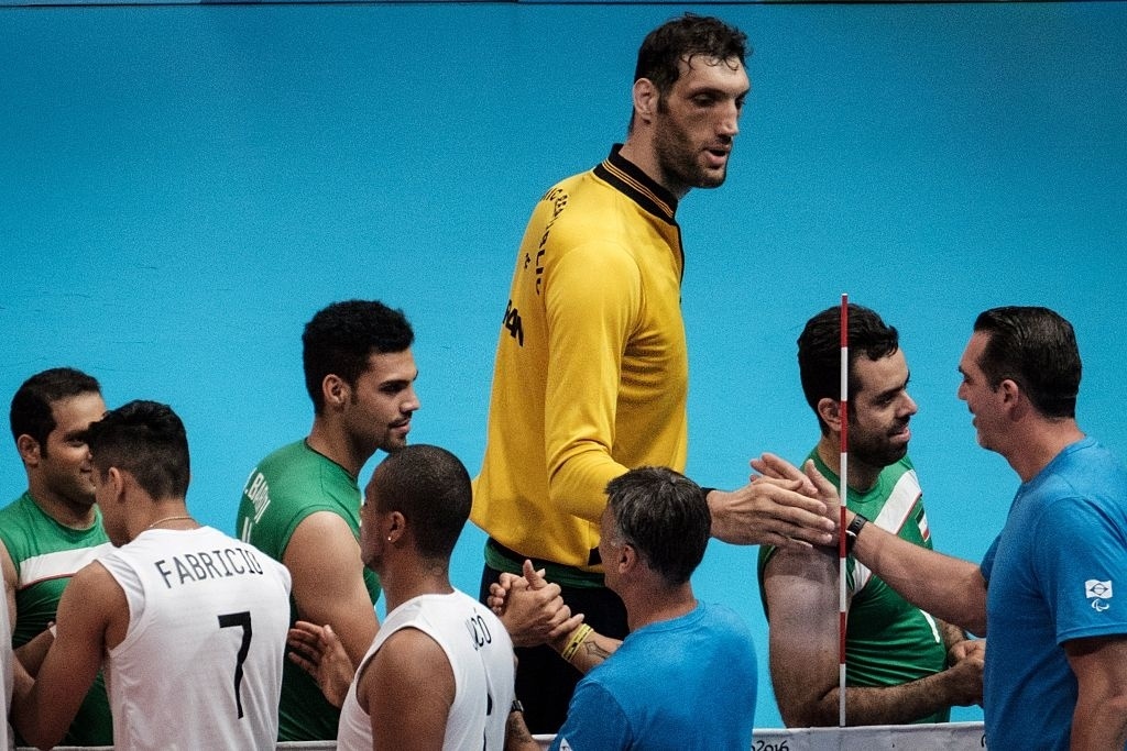 nguoi khong lo bong chuyen anh 8