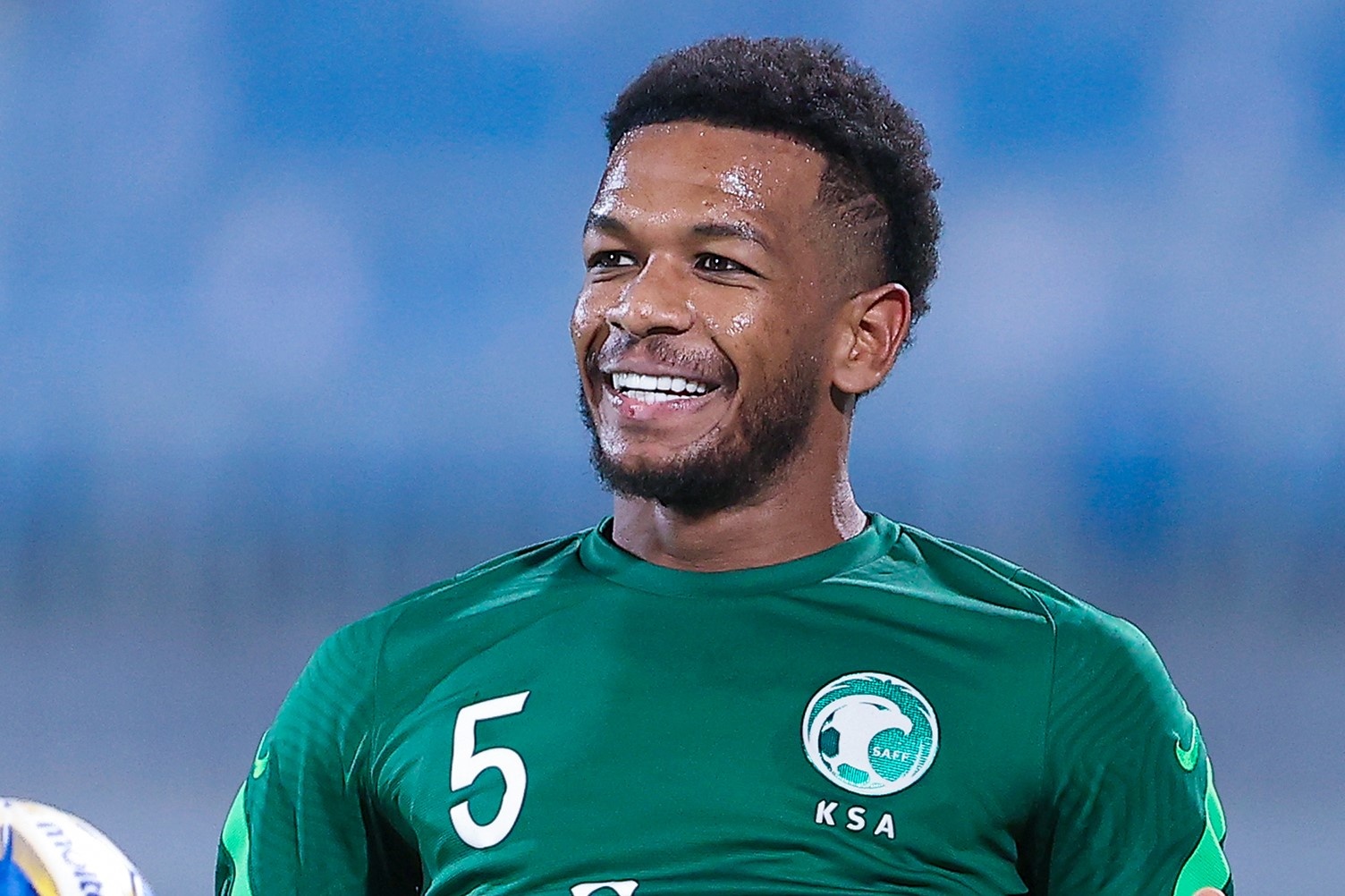 Bao Saudi Arabia tin doi nha se thang tuyen Viet Nam hinh anh