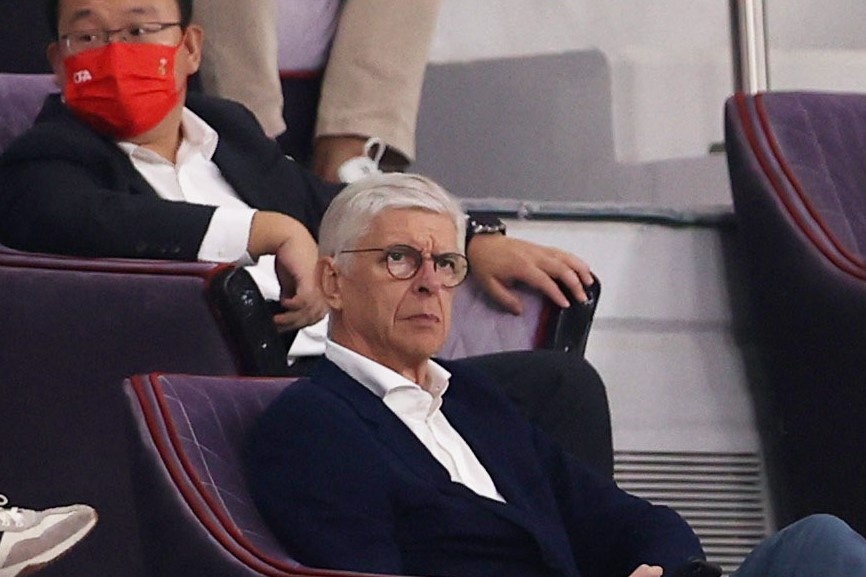 HLV Wenger du khan tran dau cua tuyen Trung Quoc hinh anh
