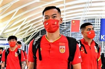 LDBD Trung Quoc chi 620.000 USD truoc tran gap Viet Nam hinh anh