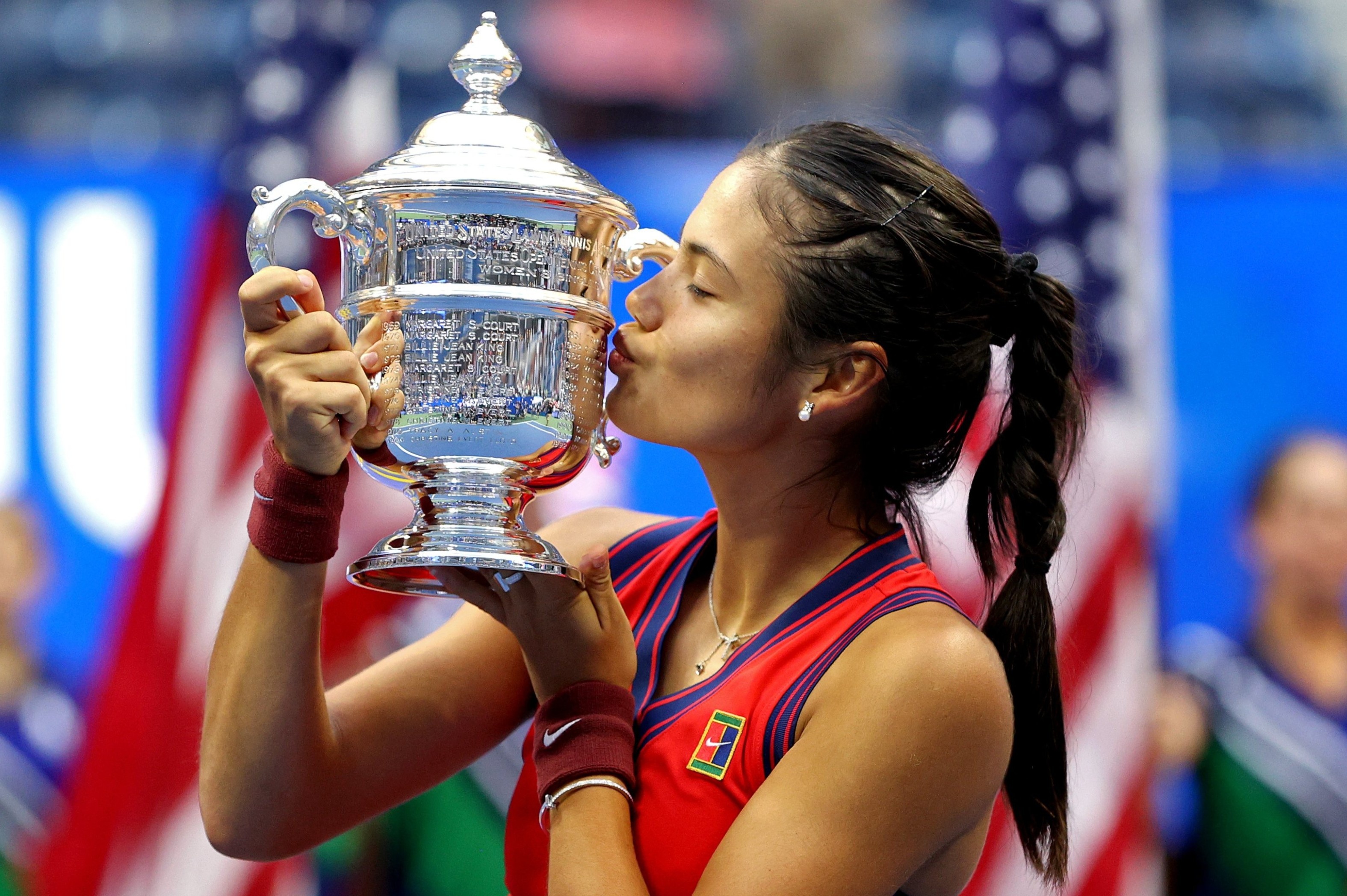 Hien tuong toan cau Raducanu sau danh hieu US Open hinh anh