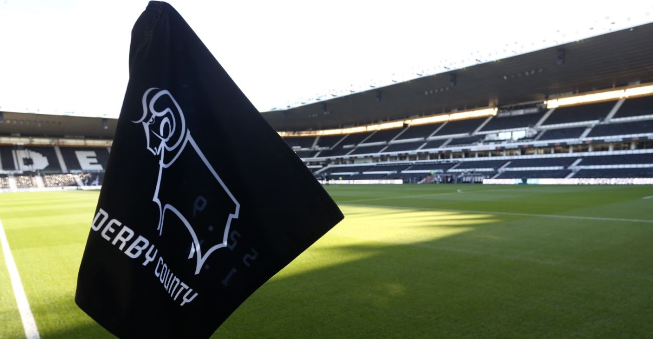 Derby County pha san anh 4