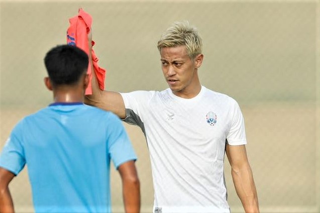 HLV Honda: 'U23 Campuchia can cai thien de thanh cong o SEA Games' hinh anh