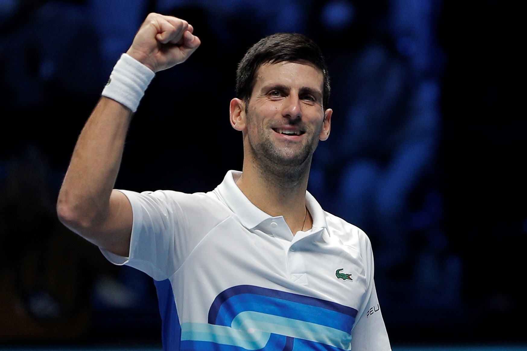 Djokovic pho dien suc manh tai ATP Finals hinh anh