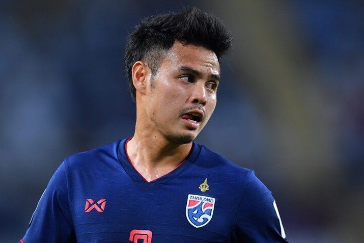 Theerathon tuyen bo cung Thai Lan vo dich AFF Cup hinh anh