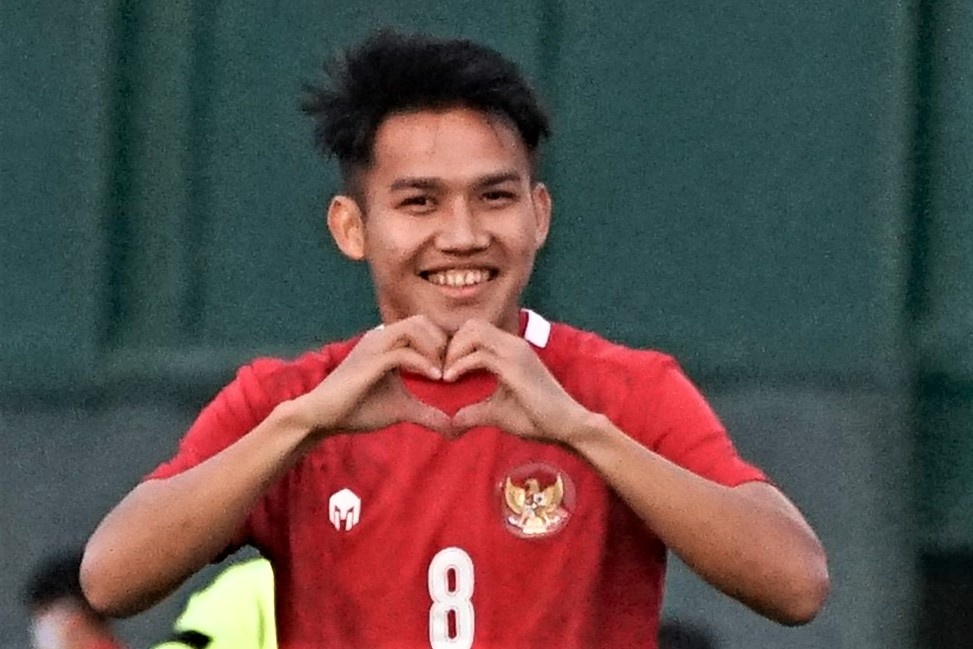 Tuyen Indonesia thang 4-0 truoc them AFF Cup hinh anh