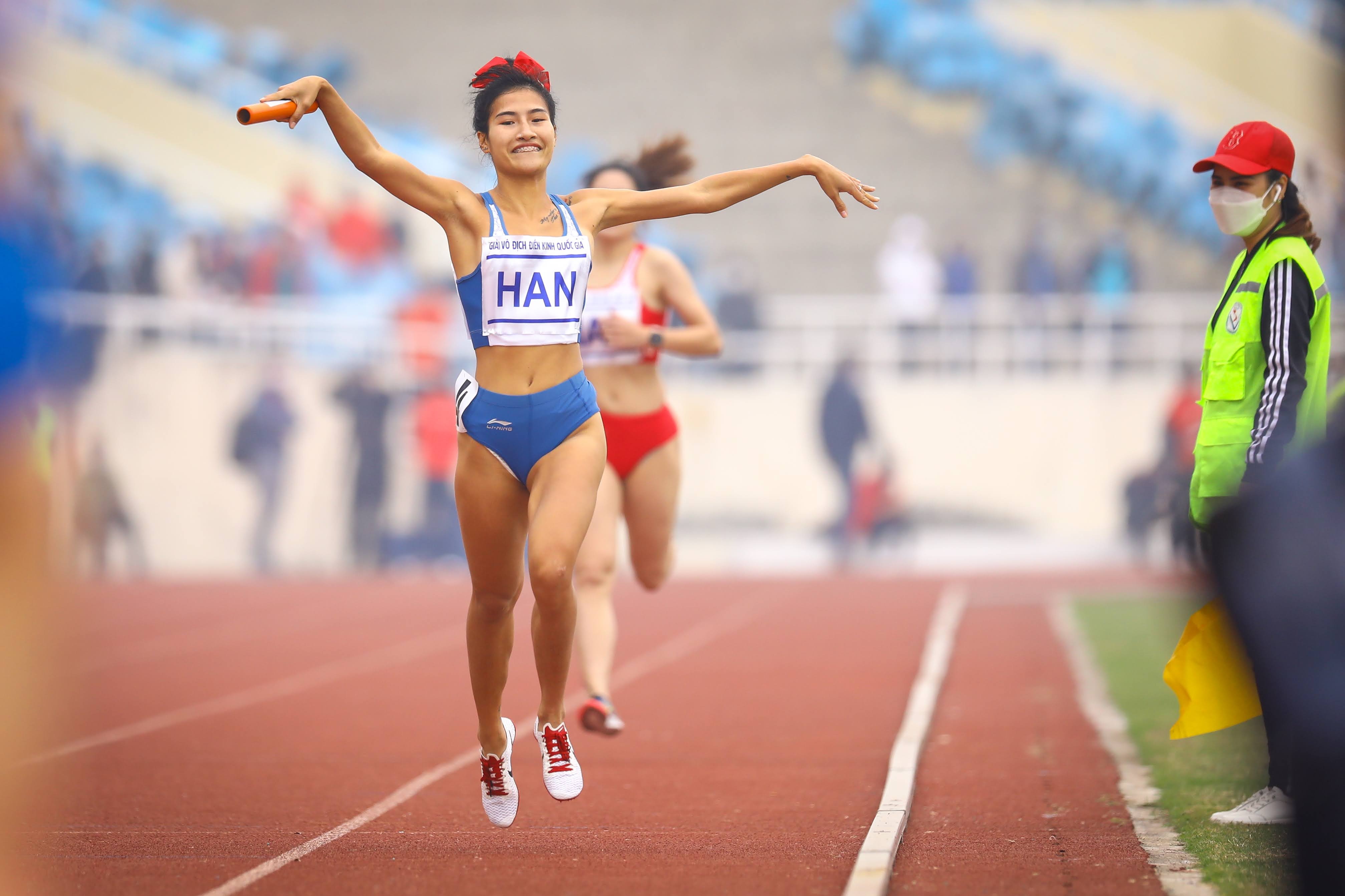 Dien kinh quoc gia anh 8