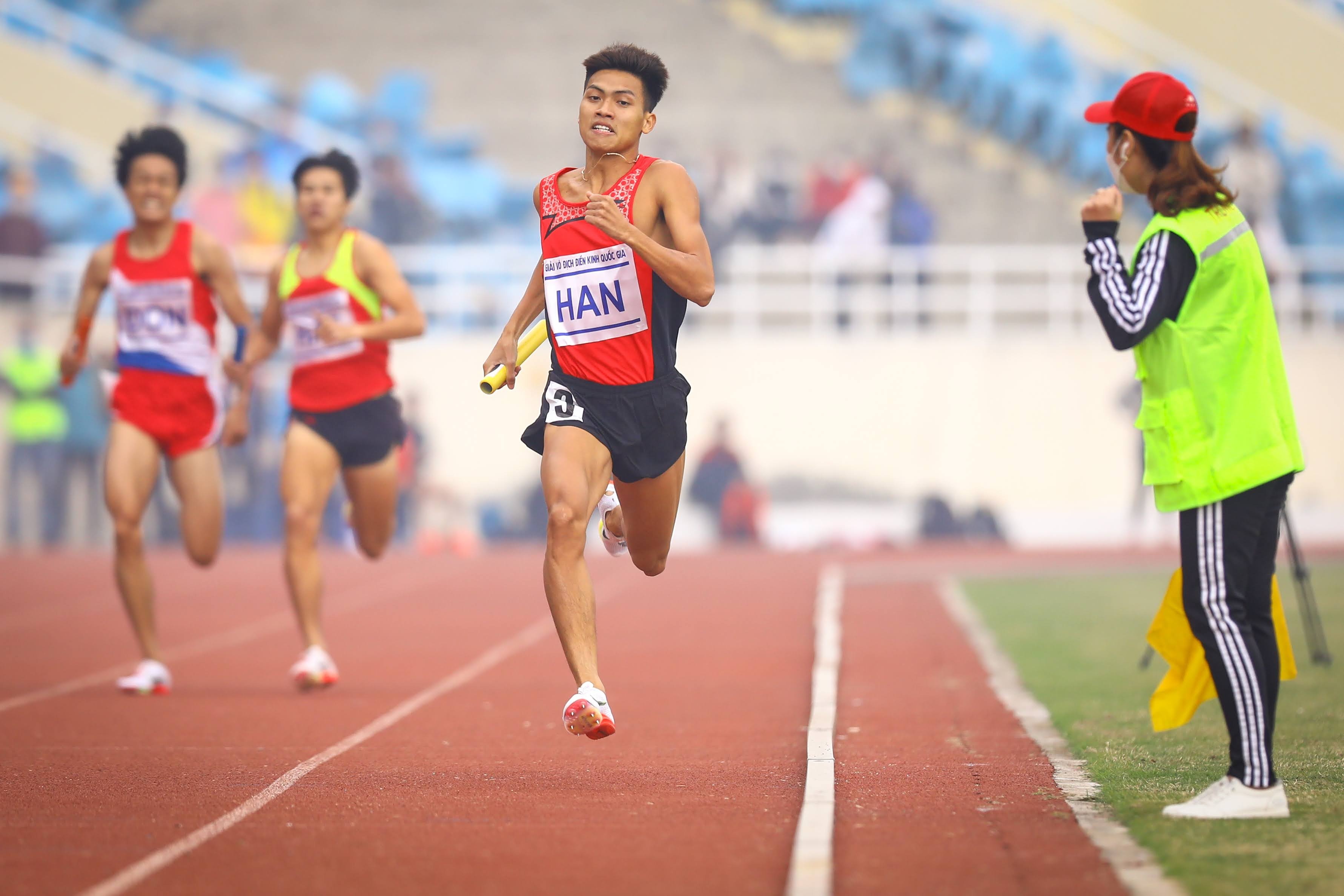 Dien kinh quoc gia anh 11