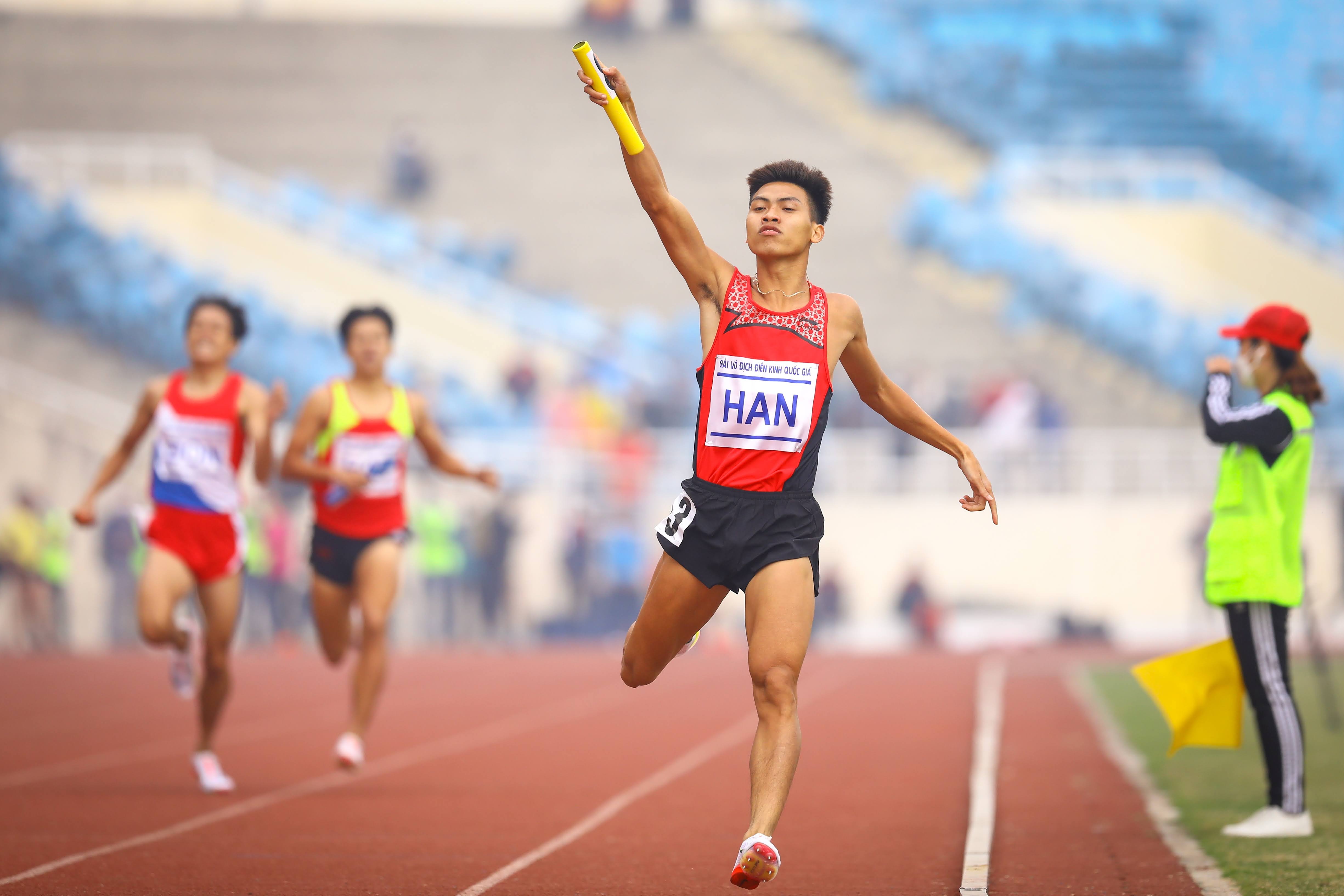 Dien kinh quoc gia anh 12