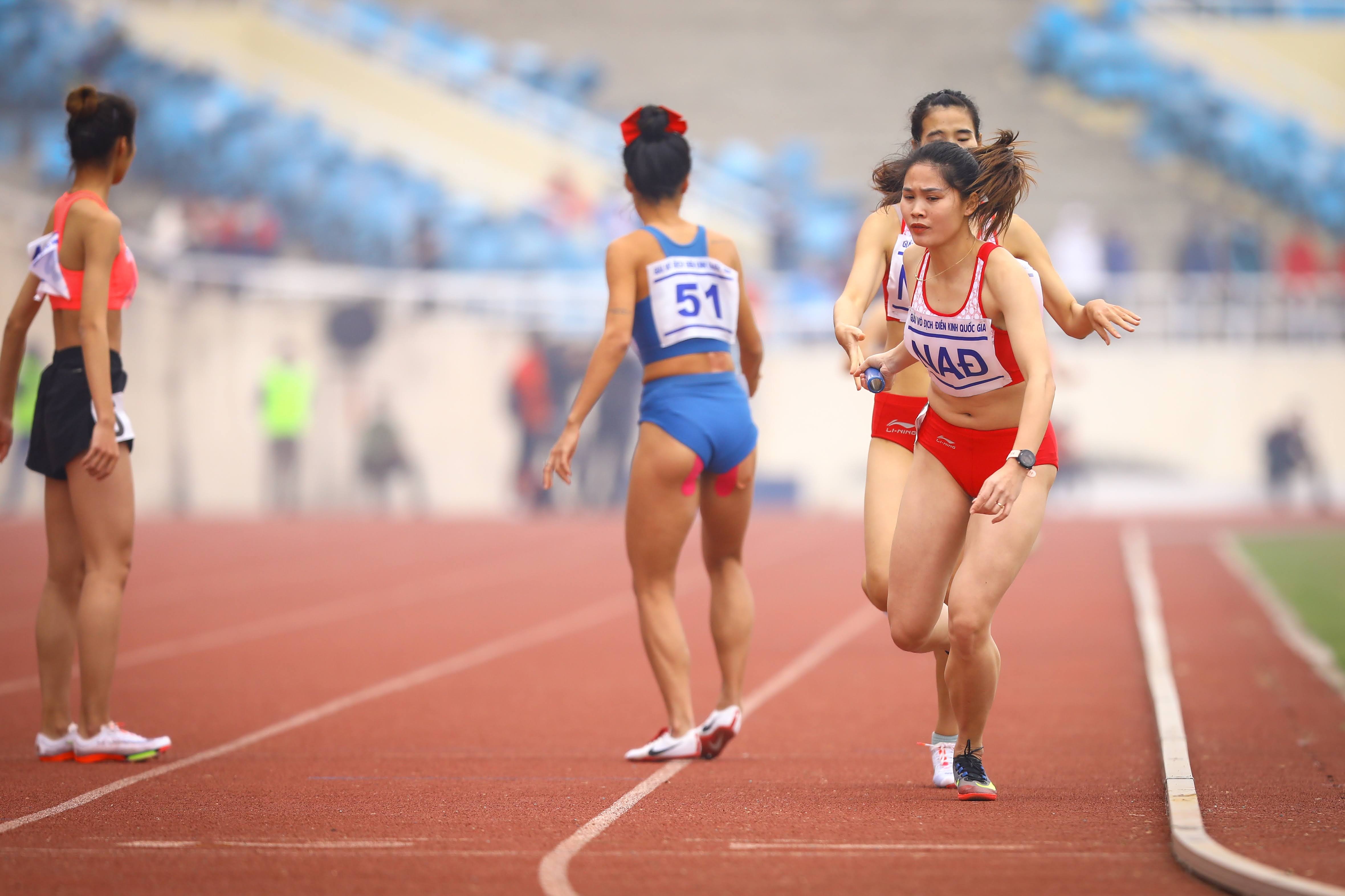 Dien kinh quoc gia anh 4