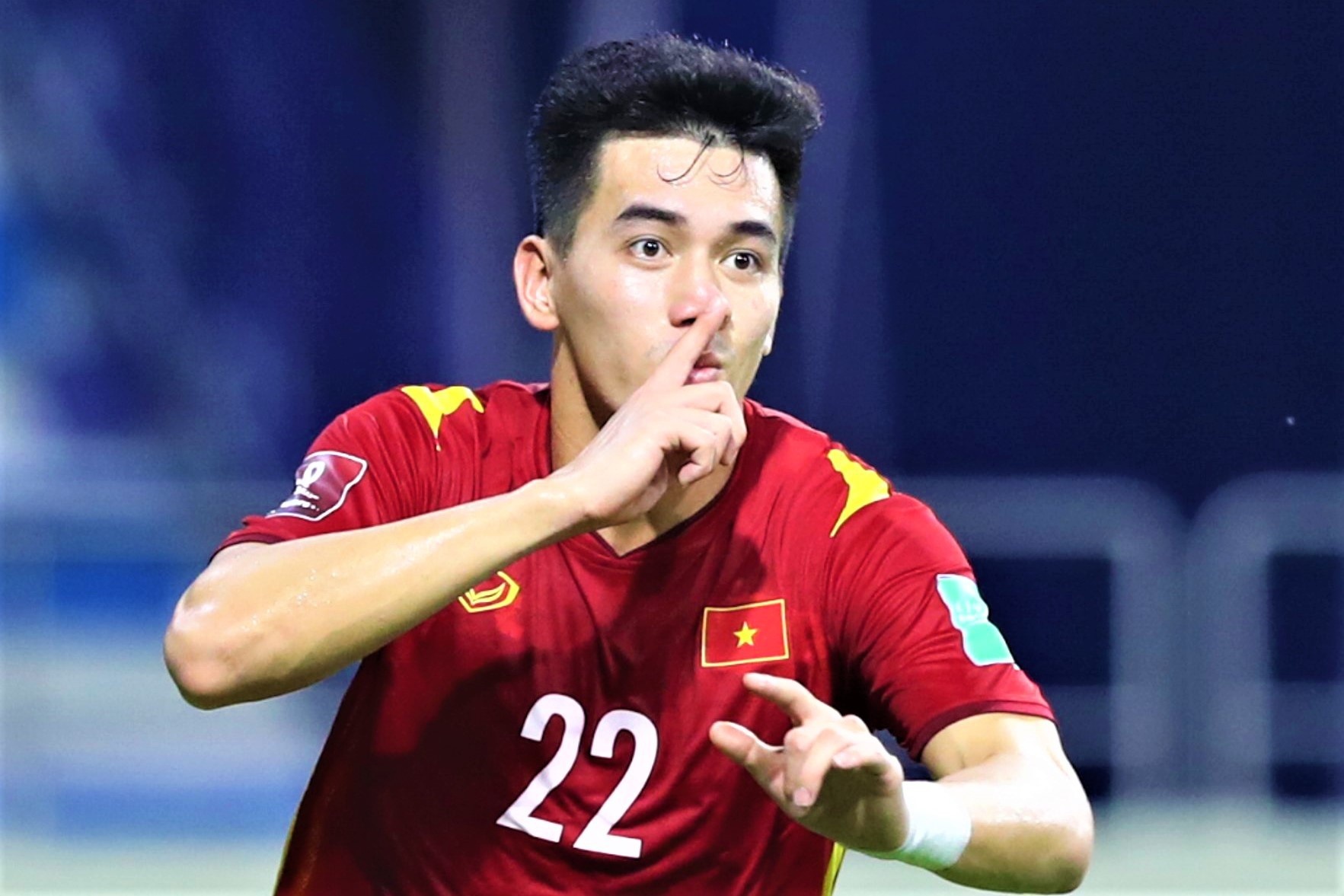 Tien Linh xep tren Chanathip va Wu Lei o cuoc dua Qua bong vang chau A hinh anh