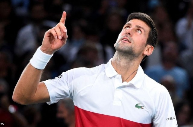 Djokovic van ngoi tren dong lua hinh anh