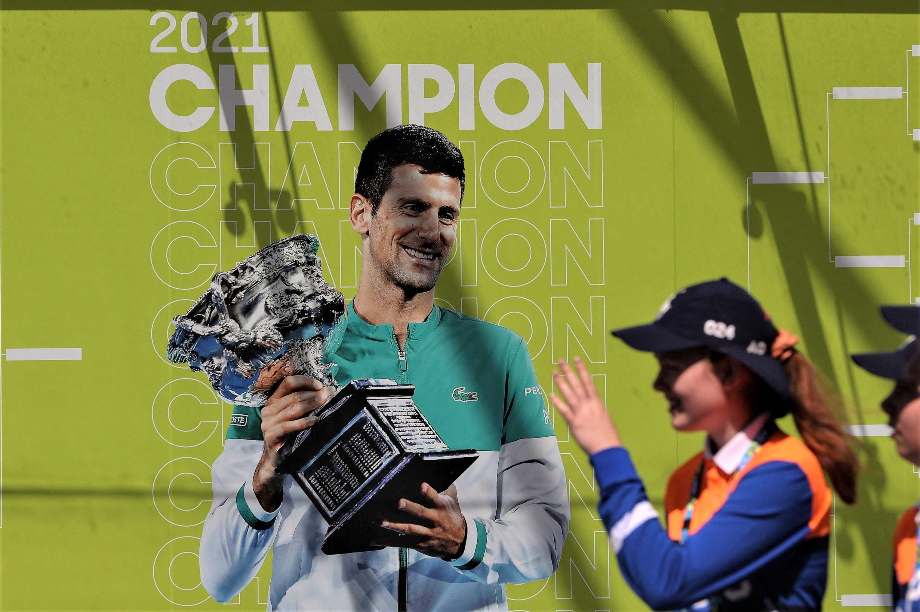 Djokovic chung nhanh Nadal tai Australian Open hinh anh