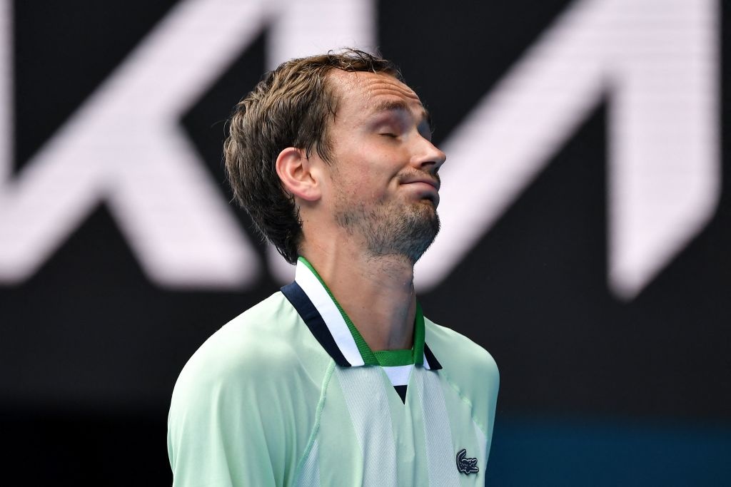 Medvedev gap Kyrgios tai vong 2 Australian Open hinh anh