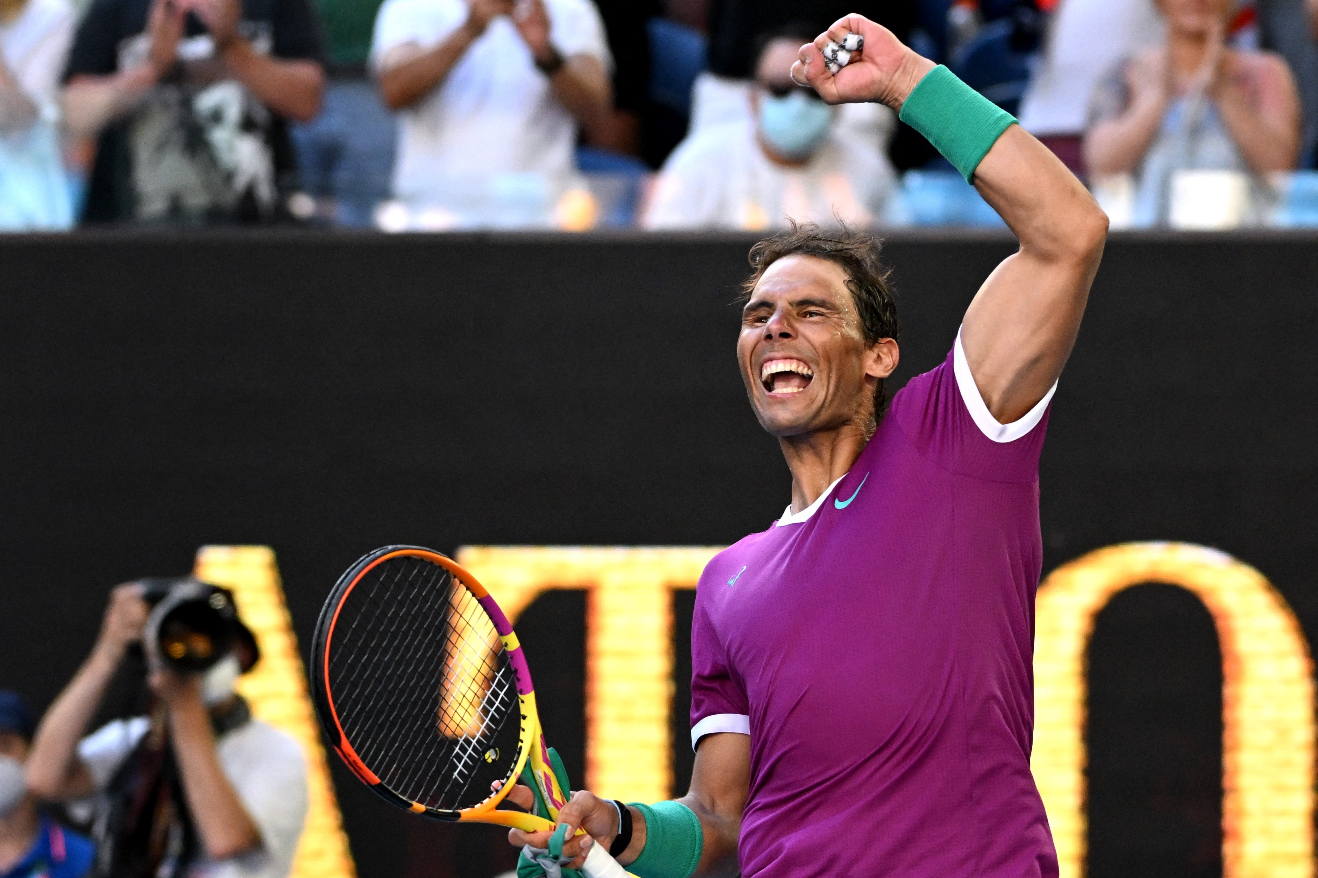 Nadal vao ban ket Australian Open hinh anh