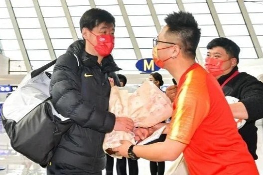 Tuyen Trung Quoc lang le ve nuoc hinh anh