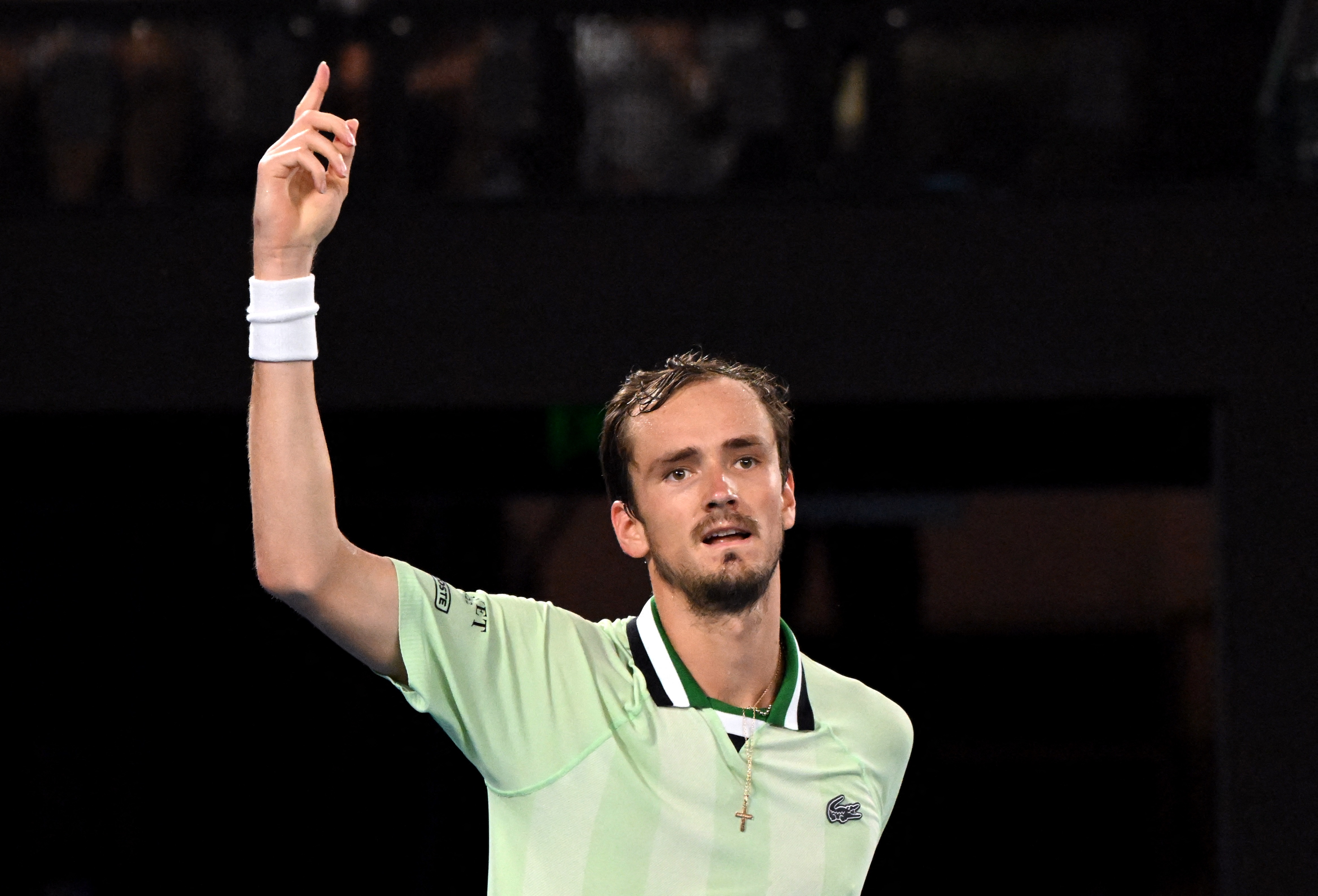 Medvedev len ngoi so mot the gioi hinh anh