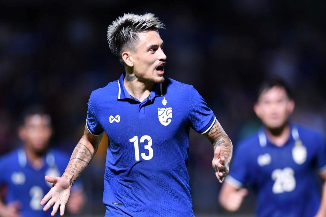 Tuyen Thai Lan thang Nepal 2-0 hinh anh