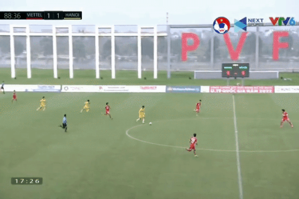 Ban thang tu khoang cach 60 m giup U19 Ha Noi vo dich hinh anh