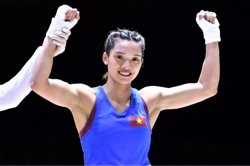 Nguyen Thi Tam vo dich giai boxing tai Thai Lan hinh anh