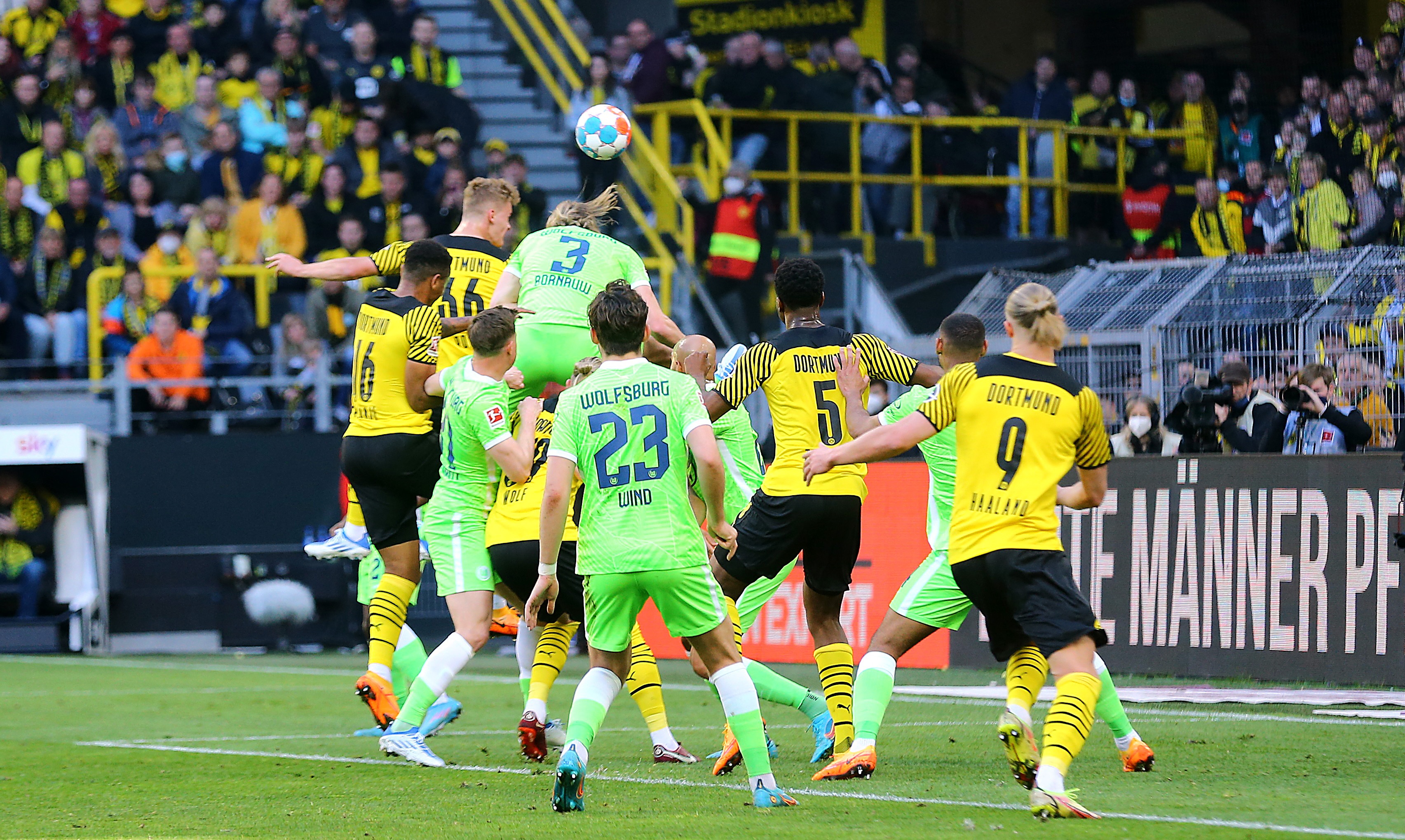 Haaland ghi ban anh 2