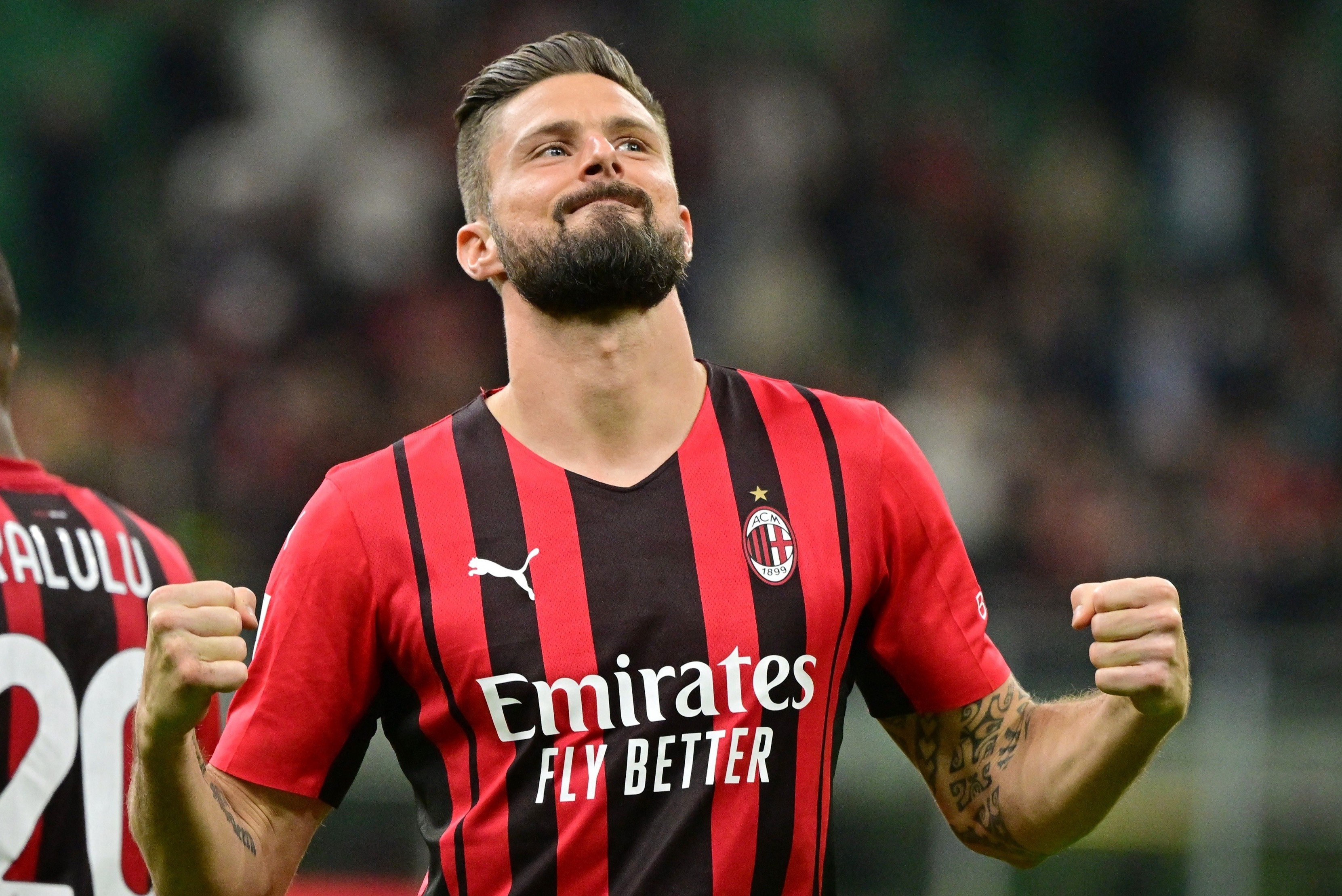 AC Milan duy tri ngoi dau Serie A hinh anh