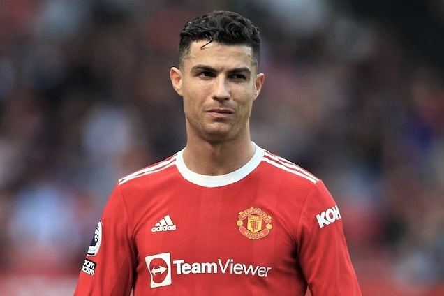 The gioi bong da an ui gia dinh Ronaldo sau cu soc mat con hinh anh