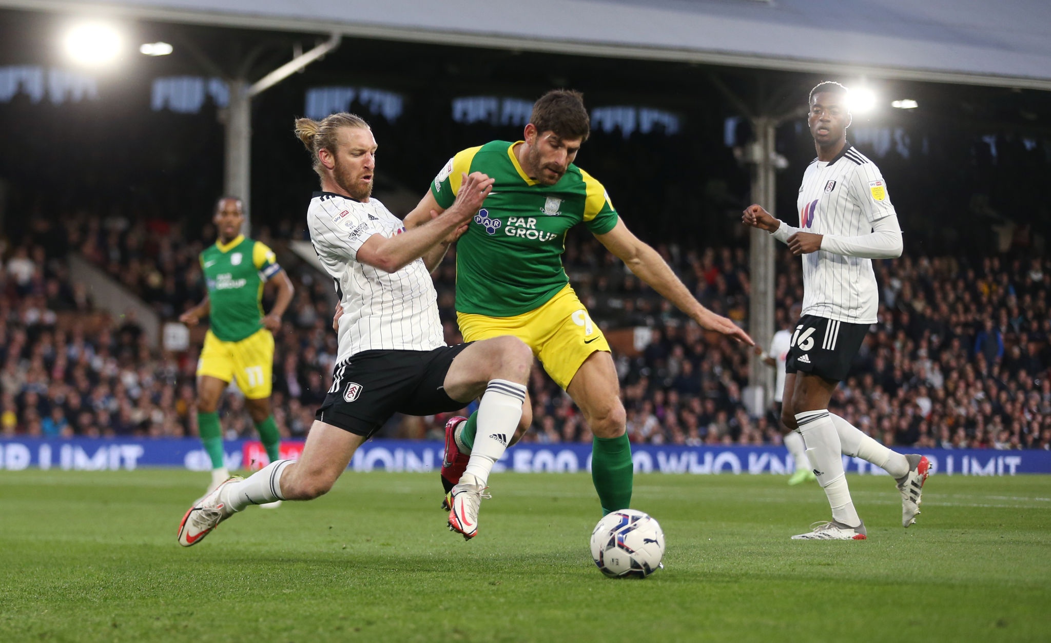 Fulham thang hanh anh 6