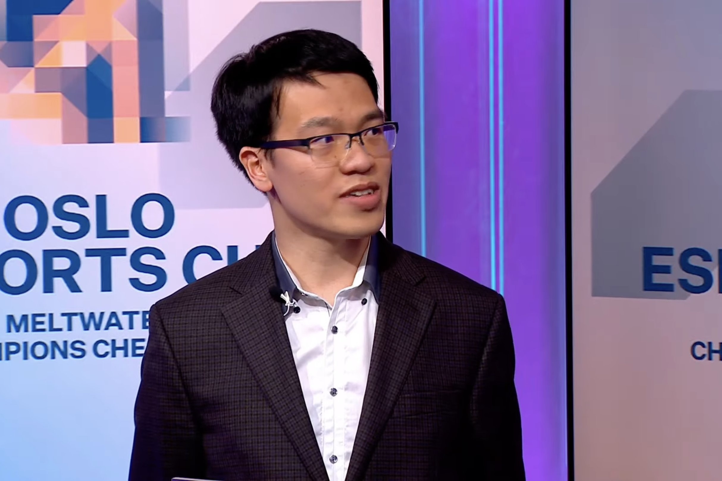 Quang Liem lan dau danh bai ky thu so mot the gioi hinh anh