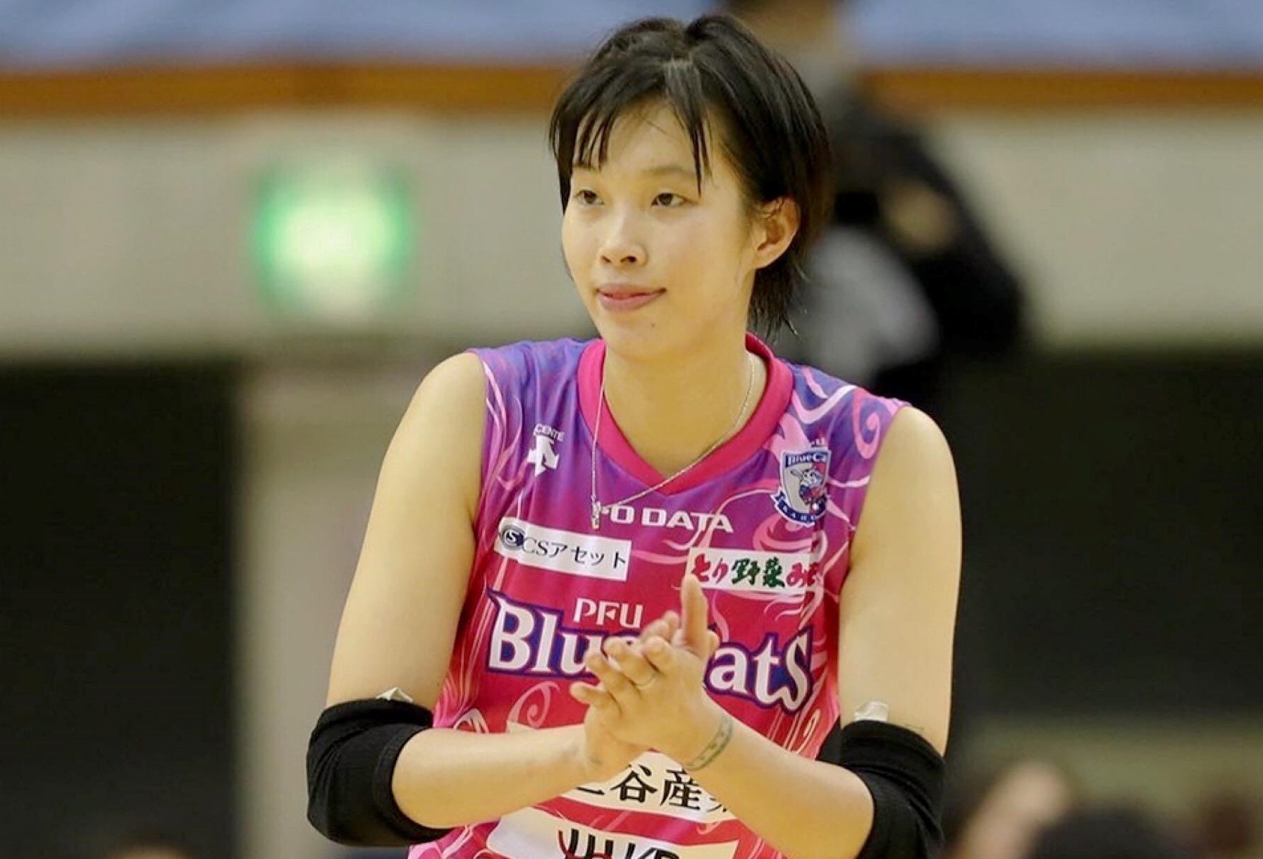 Thanh Thuy va nhung chan dai bong chuyen du SEA Games 31 hinh anh