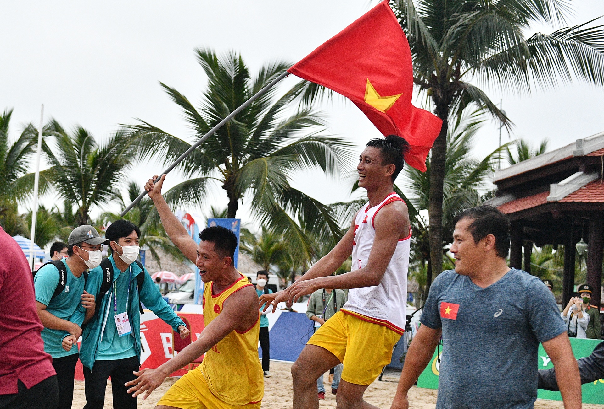 Bong nem bai bien nam Viet Nam som vo dich SEA Games hinh anh