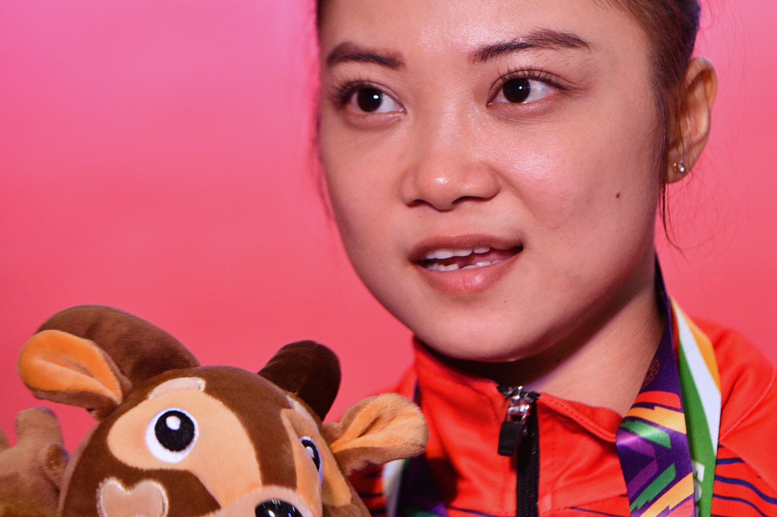 Do cu My Phuong vui mung khi pha ky luc SEA Games hinh anh