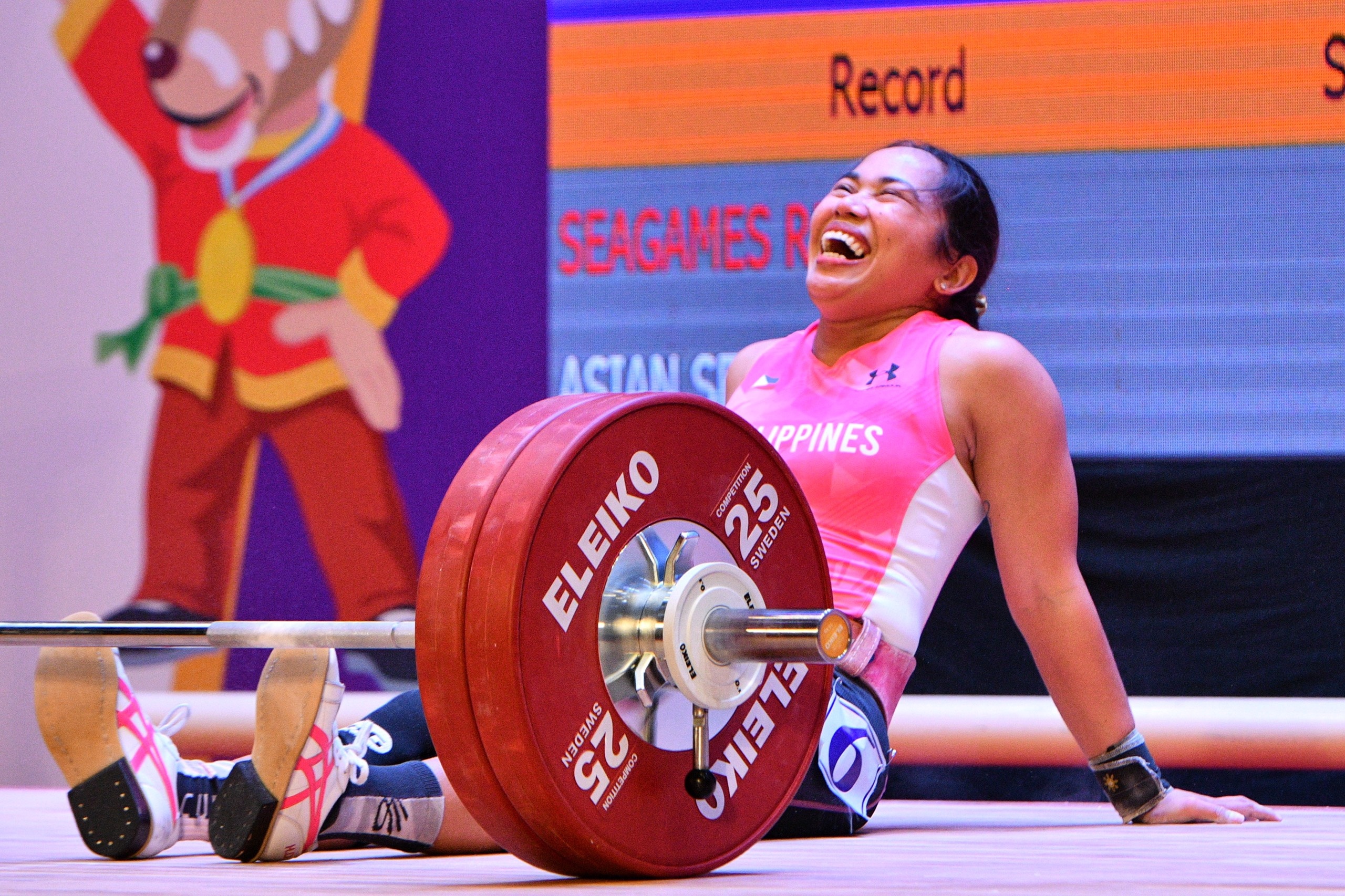 Nha vo dich Olympic cuoi khi khong pha duoc ky luc SEA Games hinh anh