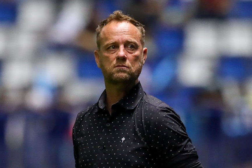 HLV Polking noi gi khi Thai Lan mat chuoi 11 tran bat bai hinh anh