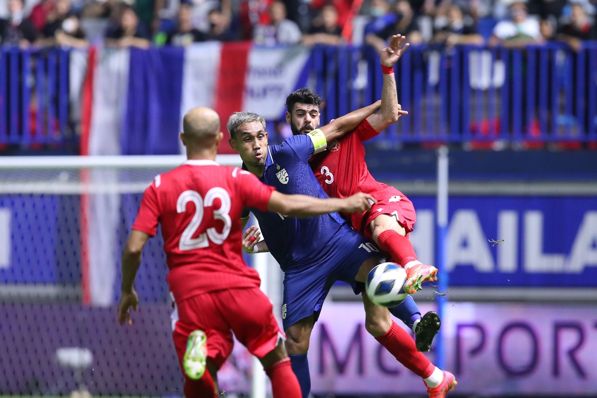 Thai Lan thua Bahrain anh 1