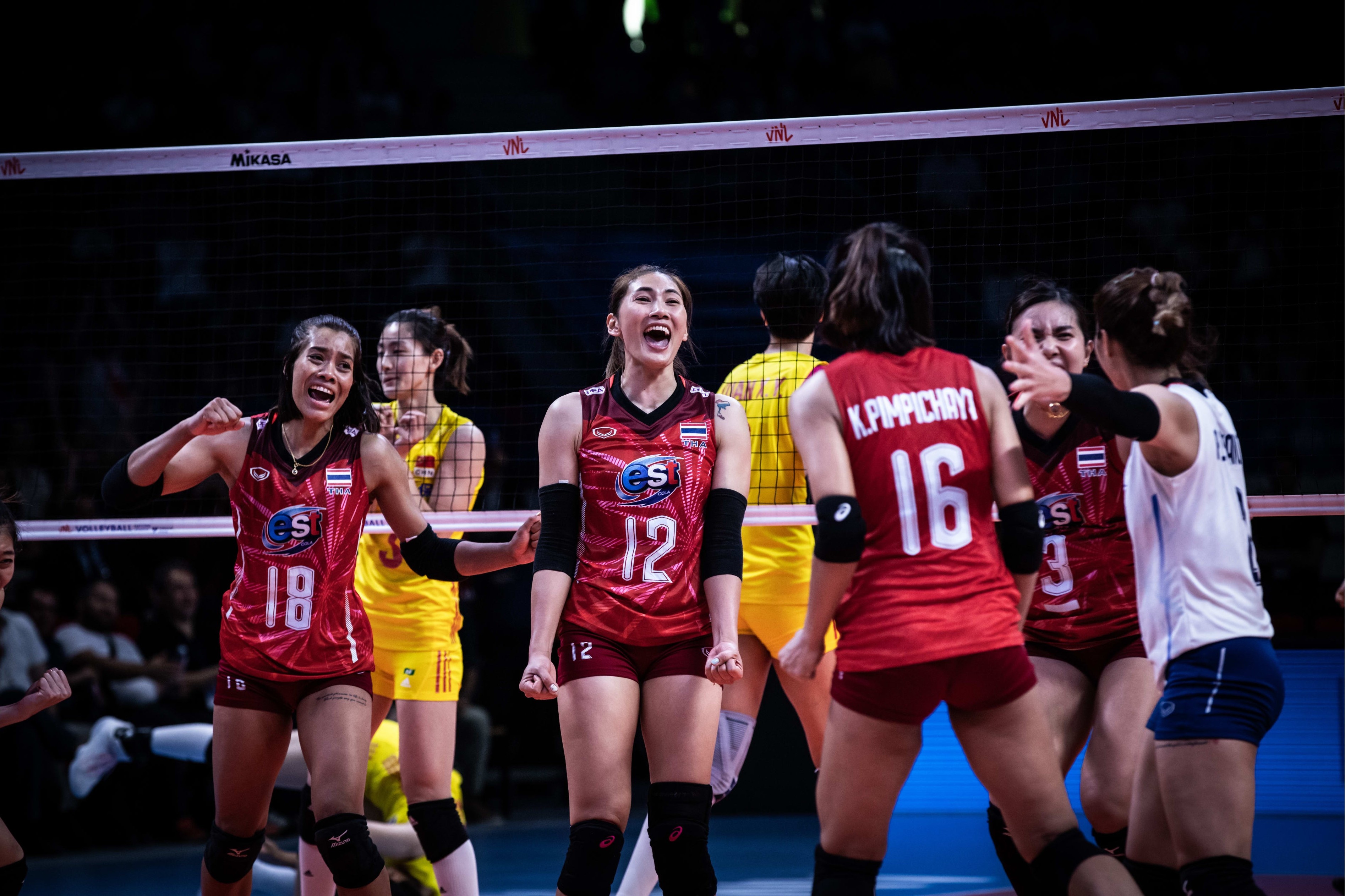 Bong chuyen Thai Lan anh 1