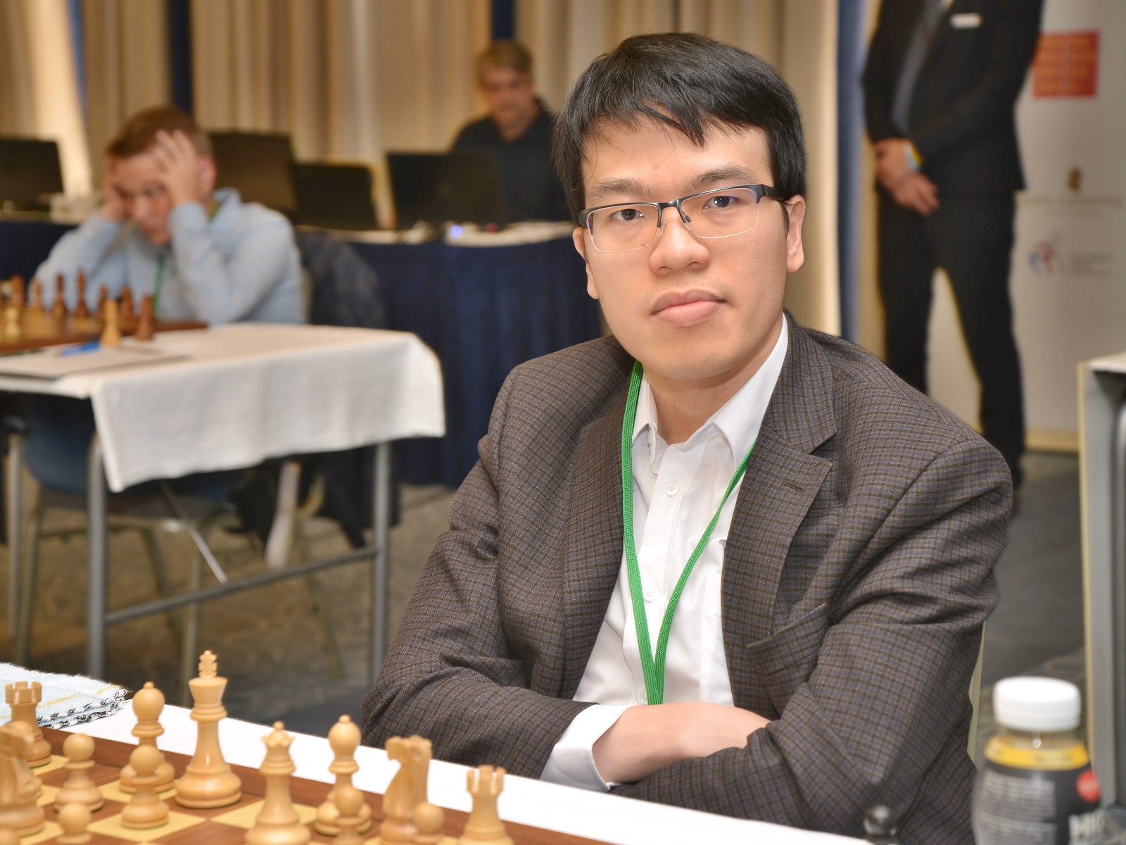 Quang Liem khien doi thu nhan ky luc toan thua hinh anh