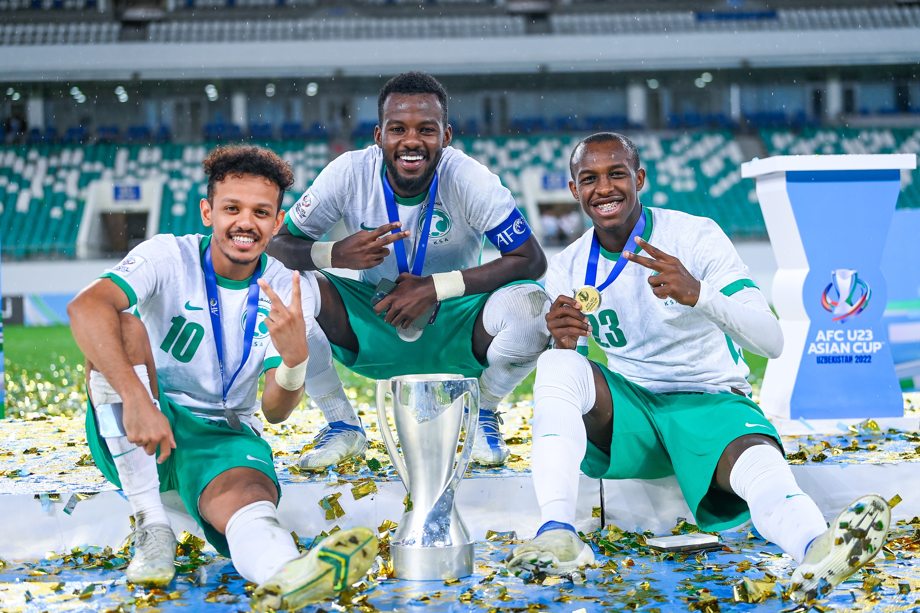 Moi cau thu U23 Saudi Arabia nhan hon 266.000 USD tien thuong vo dich hinh anh